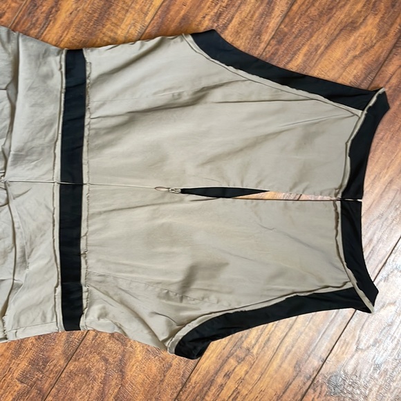 BCBGMAXAZRIA Gray Dusk Aaron Tiered Ruffle Size 0 Cocktail Dress - Picture 6 of 14